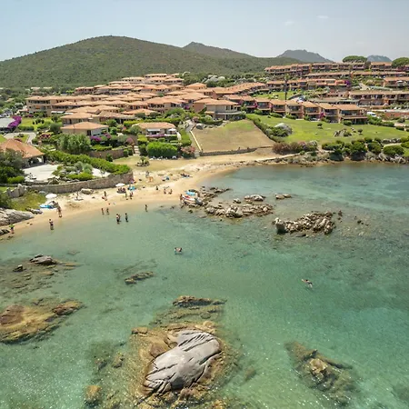 D2 - F2 By Interhome * Golfo Aranci